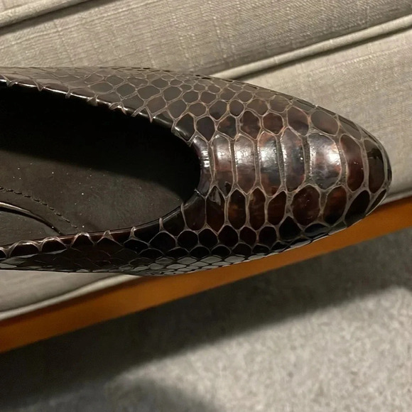 Stuart Weitzman 8.5N snake print leather heels - Picture 8 of 12